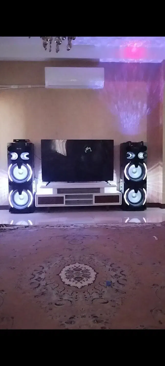 میز تلویزیون در حد نو|میز تلویزیون|اسلام‌شهر, شهرک واوان|دیوار