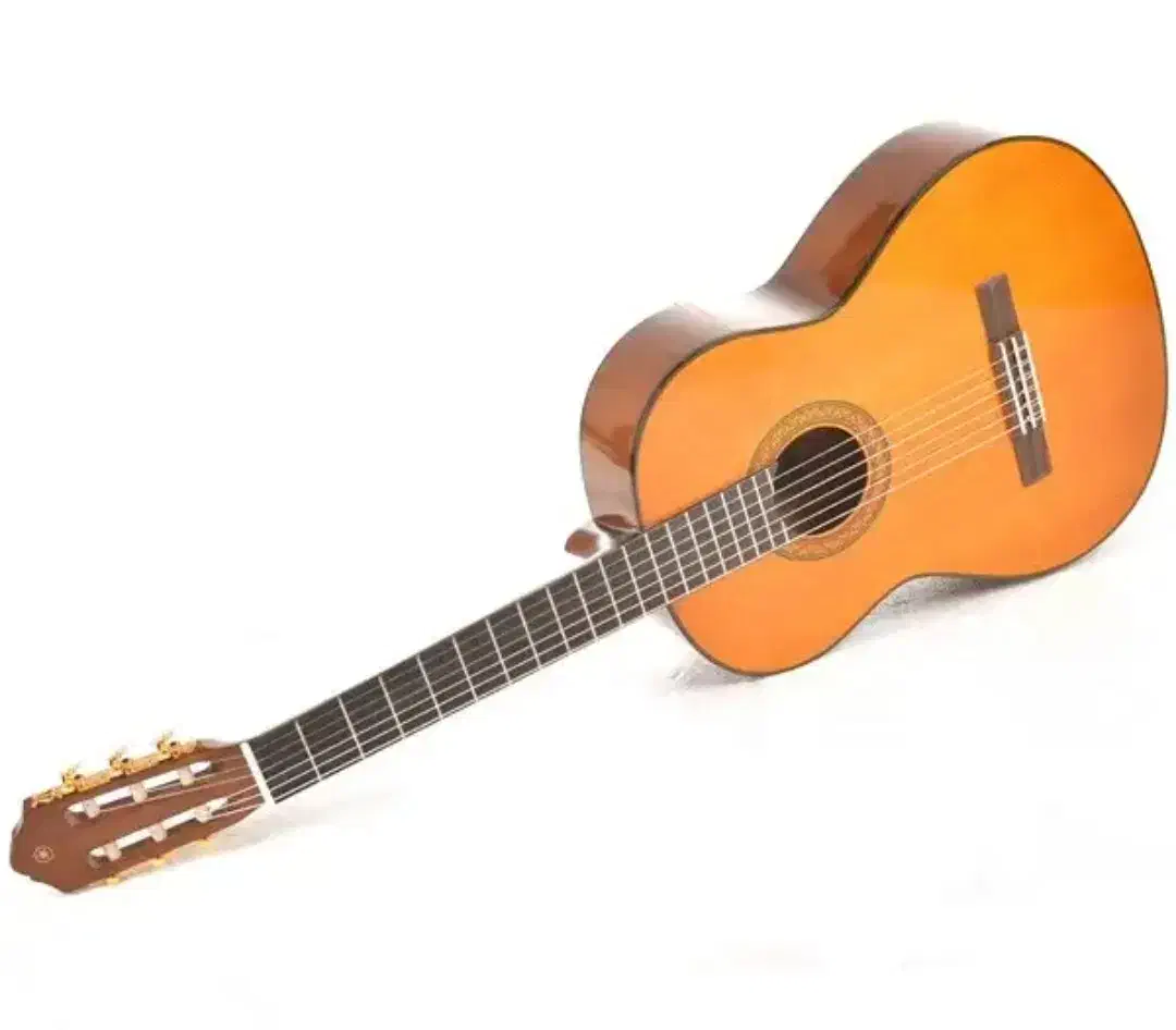 yamaha c70|گیتار، بیس، امپلیفایر|کرج, اصفهانی‌ها|دیوار