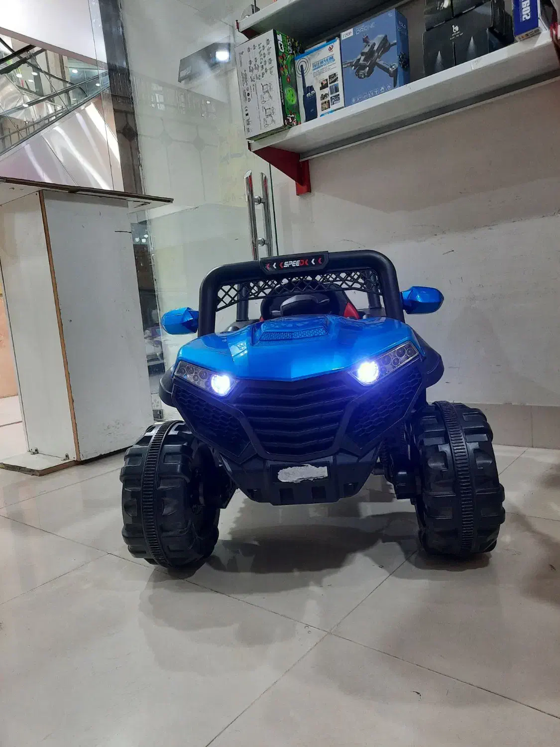 کالسکه .ماشین شارژی ۴ موتوره|کالسکه و لوازم جانبی|مشهد, مصلی (کارمندان اول)|دیوار