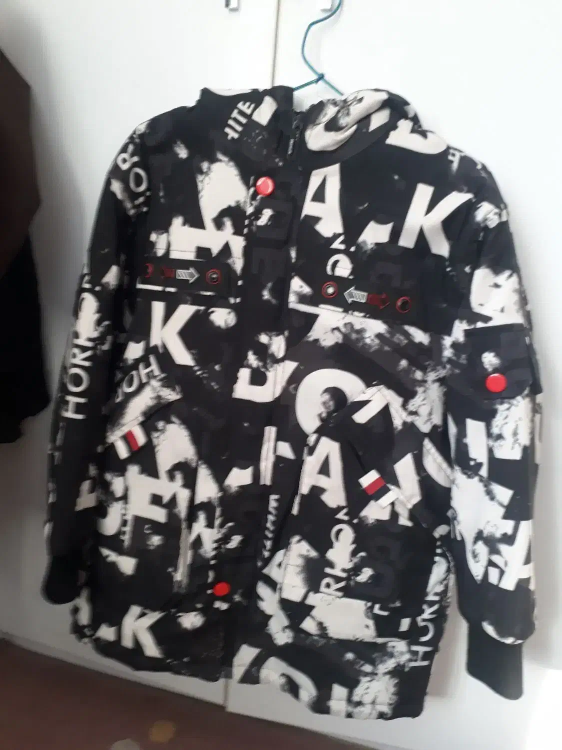 کاپشن بچگانه|لباس|رشت, کوی مهر|دیوار