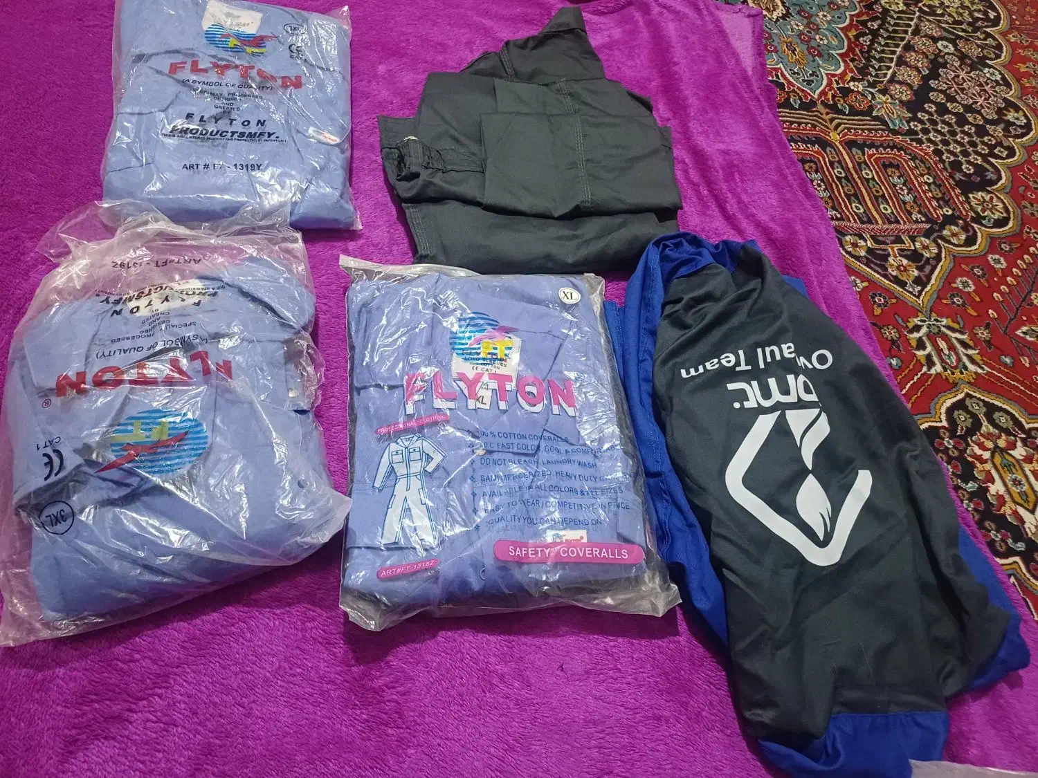 کفش ایمنی ولباس کار|کیف، کفش، کمربند|کوه چنار, |دیوار