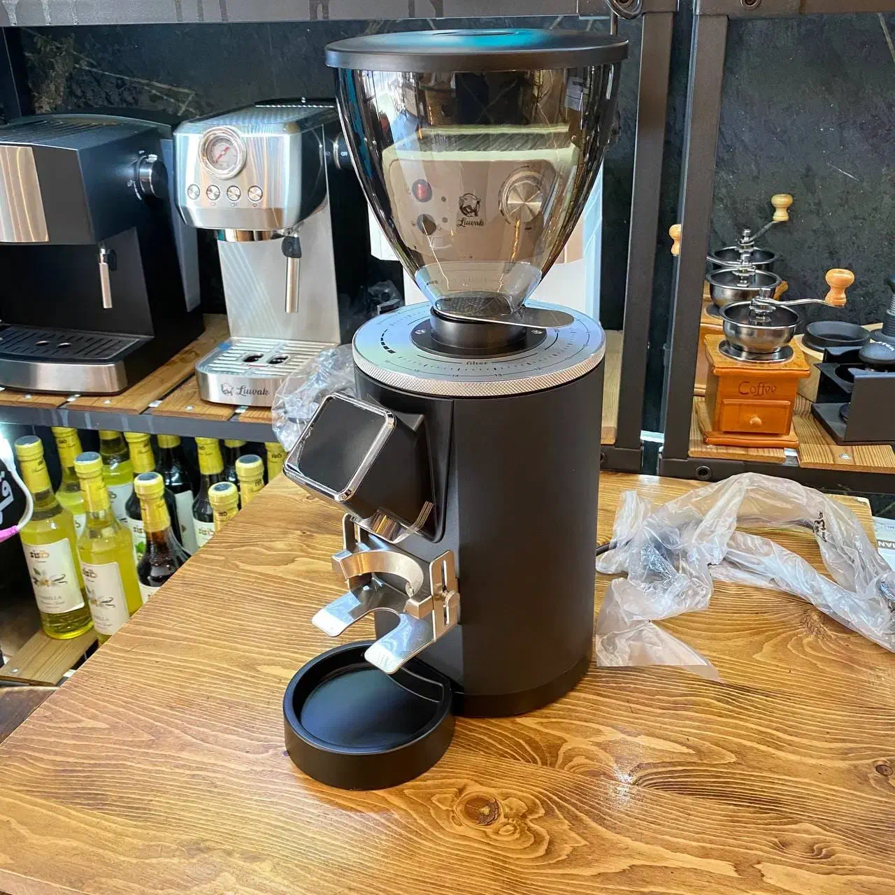 آسیاب کافه ای ۳۰۳۰ لواک|کافیشاپ و رستوران|کرج, مجتمع صنفی صنعتی|دیوار