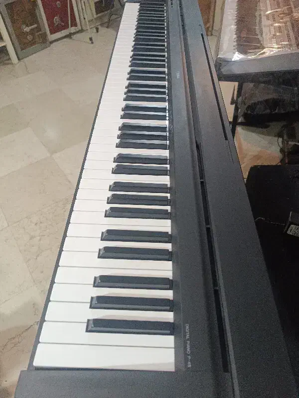 پیانو یاماها|پیانو، کیبورد، آکاردئون|گرگان, |دیوار