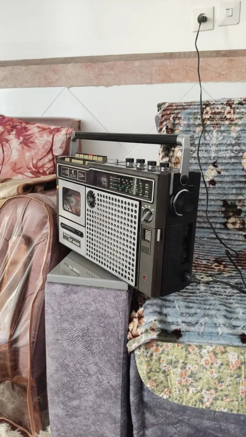 رادیو ضبط شارپ ژاپنی|صوتی و تصویری|چادگان, |دیوار