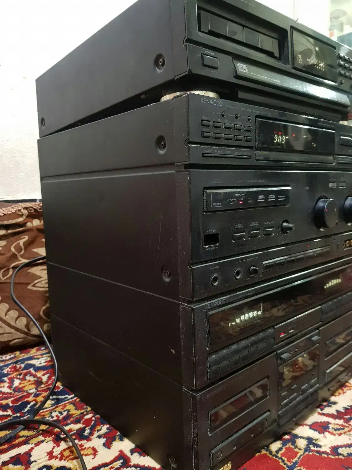 ضبط خانگی|سیستم صوتی خانگی|سیاخ دارنگون, |دیوار