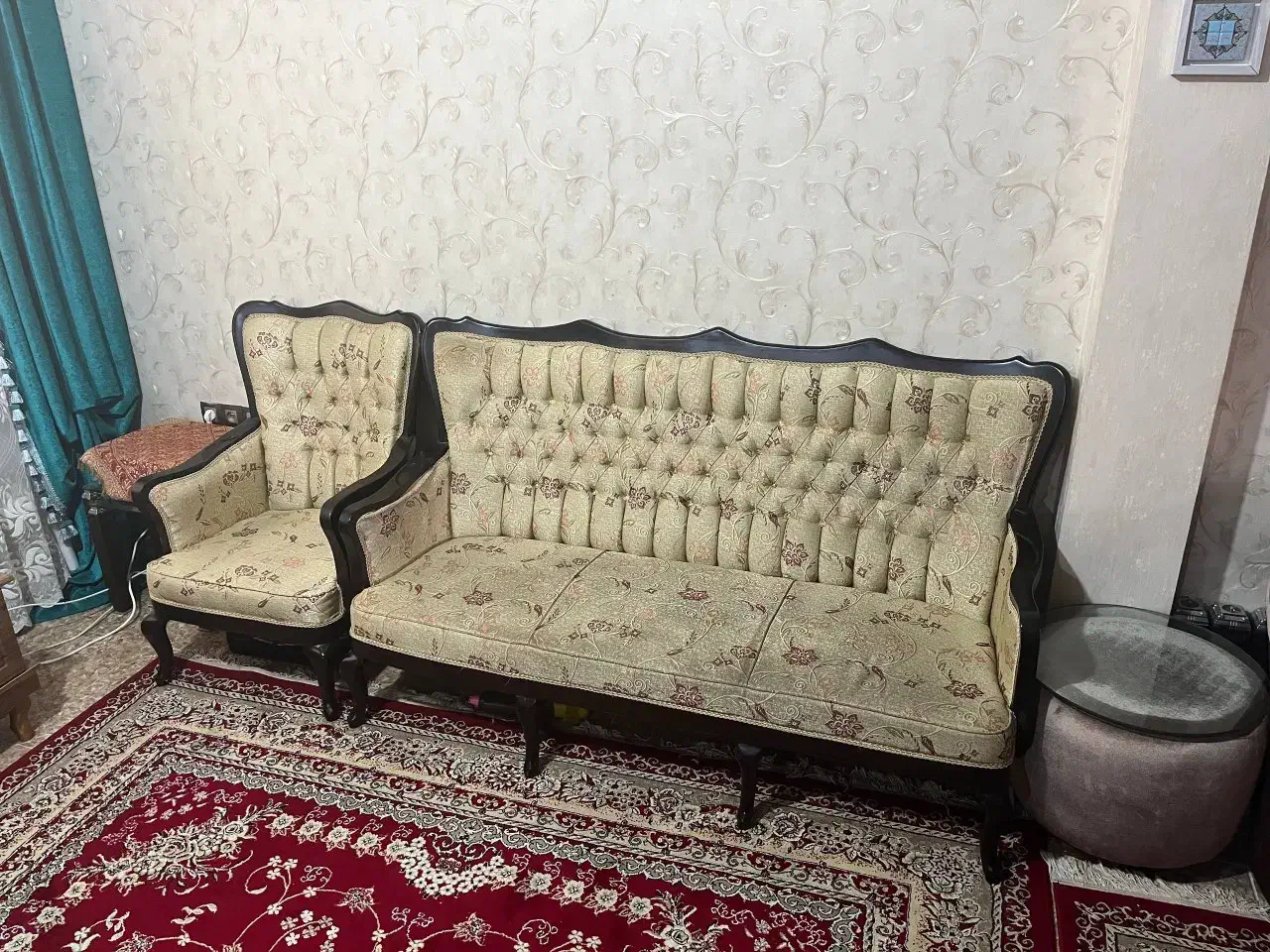 مبل سلطنتی|مبلمان خانگی و میز عسلی|لاهیجان, کوی خزر|دیوار