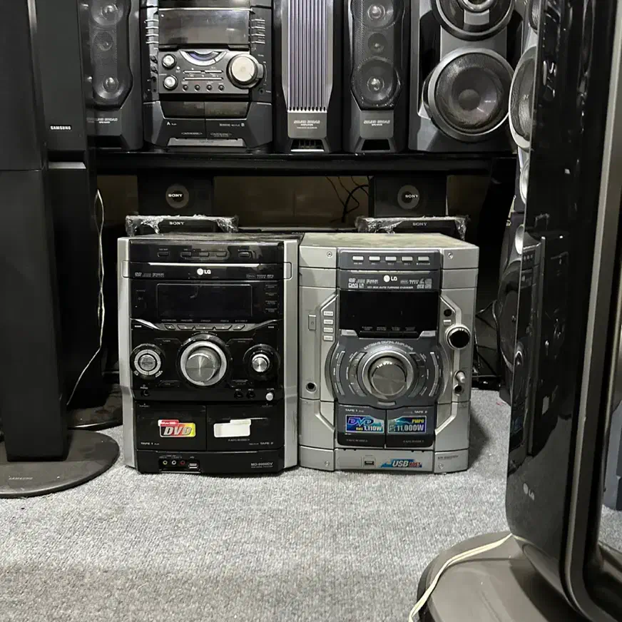 کلگی ال جی ۱۱۰۰۰وات فلش خور فابریک مشکی و نقره ای|سیستم صوتی خانگی|گرگان, |دیوار