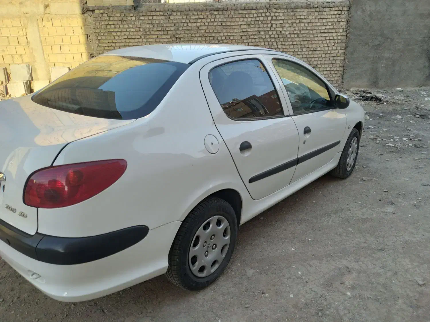 206.SD.V8مدل 95 متورتیوفایو بسیارتمیز خانگی|خودرو سواری و وانت|اصفهان, شهرک کاوه|دیوار