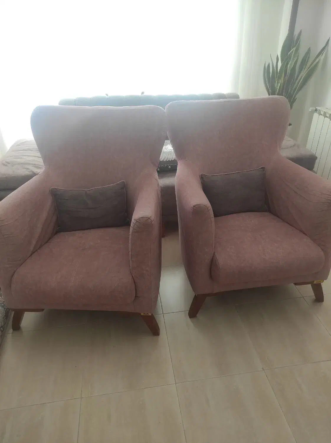 مبل ۷ نفره با جلومیزی و میز تلویزیون|مبلمان خانگی و میز عسلی|مشکین‌دشت, |دیوار