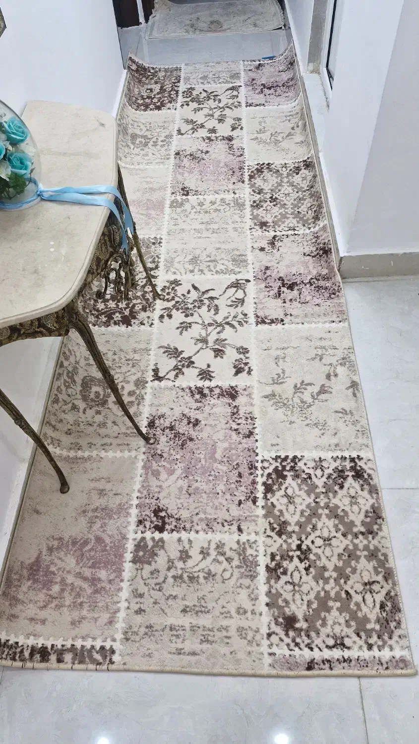 فرش راهرو در حد نو|فرش|گوراب زرمیخ, |دیوار