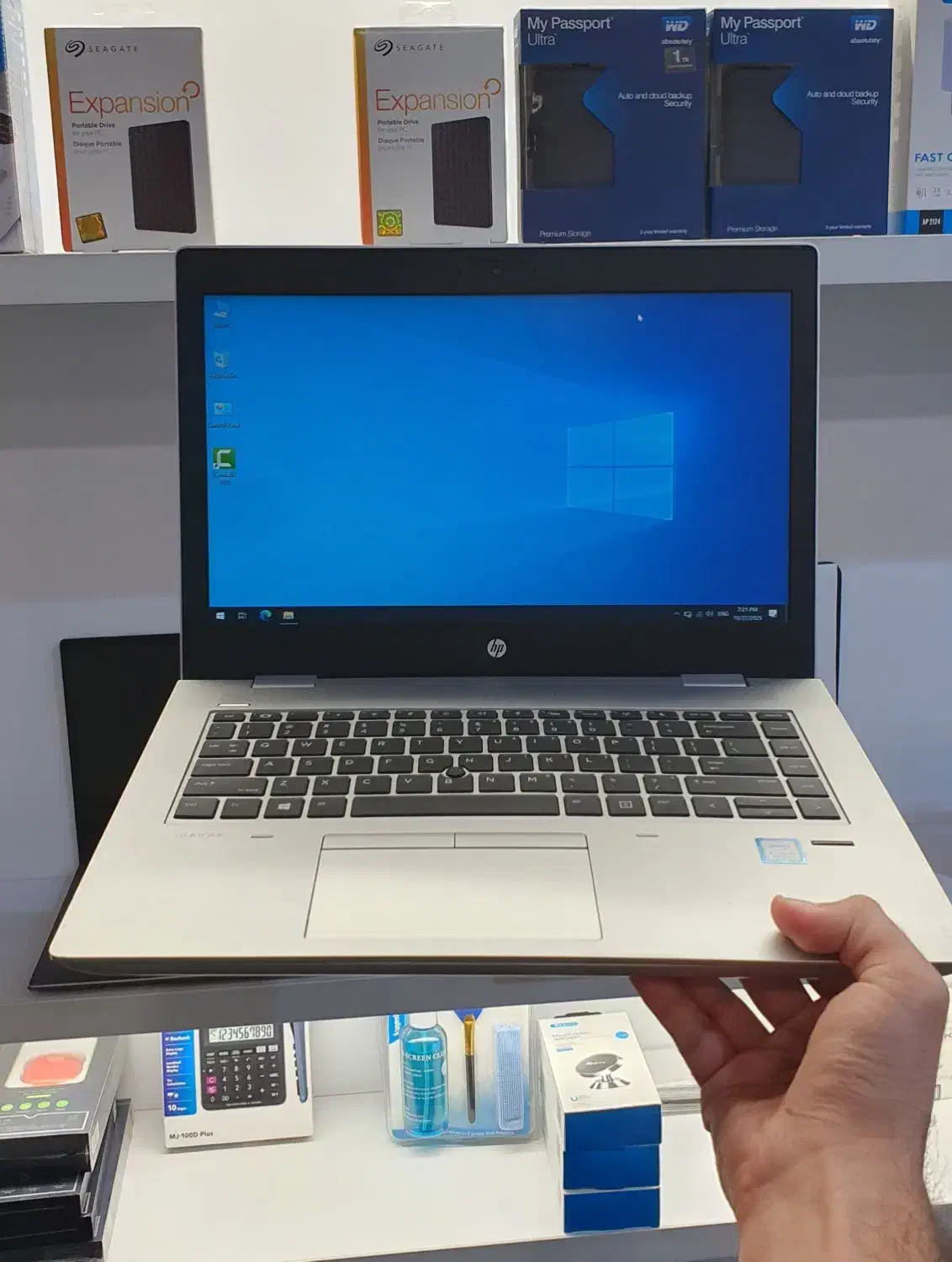 لپ تاپ hp نسل ۸ / بدنه فلزی / درحد نو / کفِ قیمت|رایانه همراه|قم, شهدا|دیوار