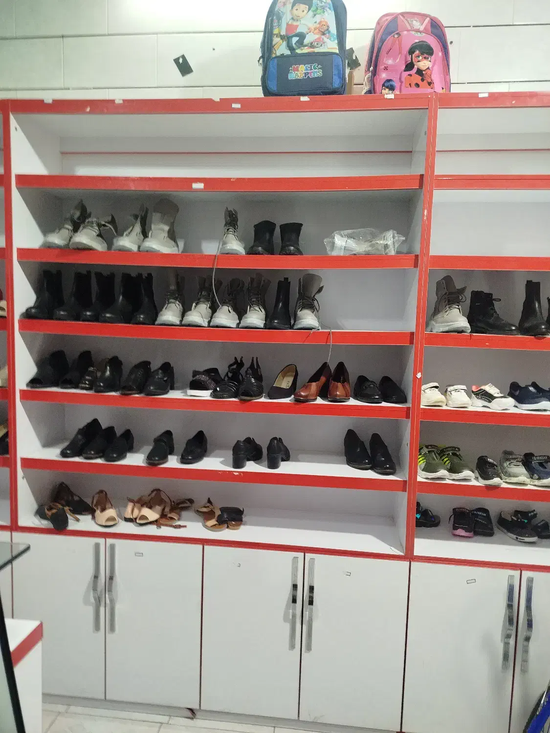 ویترین و دکور ام دی آف در حد نو|فروشگاه و مغازه|دلیجان, |دیوار