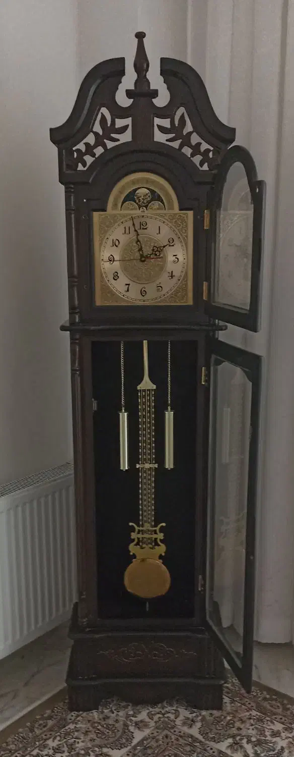 سلام ساعت ایستاده جنسش از چوب|ساعت دیواری و تزئینی|ایلام, |دیوار