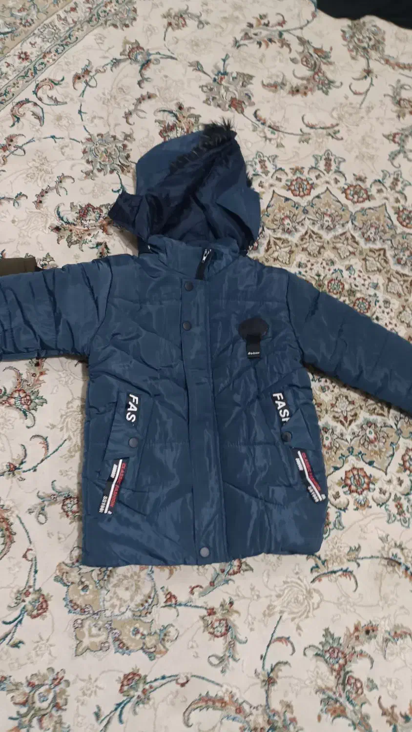 کاپشن پسرانه|کفش و لباس بچه|نسیم‌شهر, |دیوار