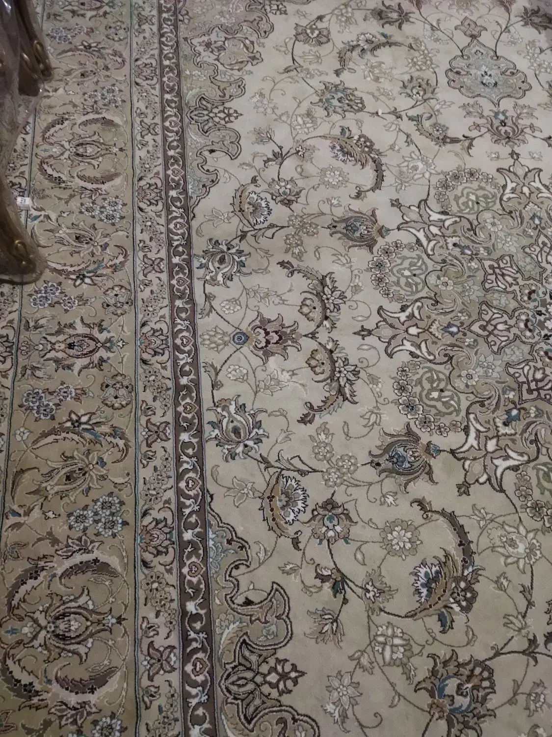 فرش ۱۲ متری لاشه دار در حد نو|فرش|اصفهان, شاه پسند|دیوار