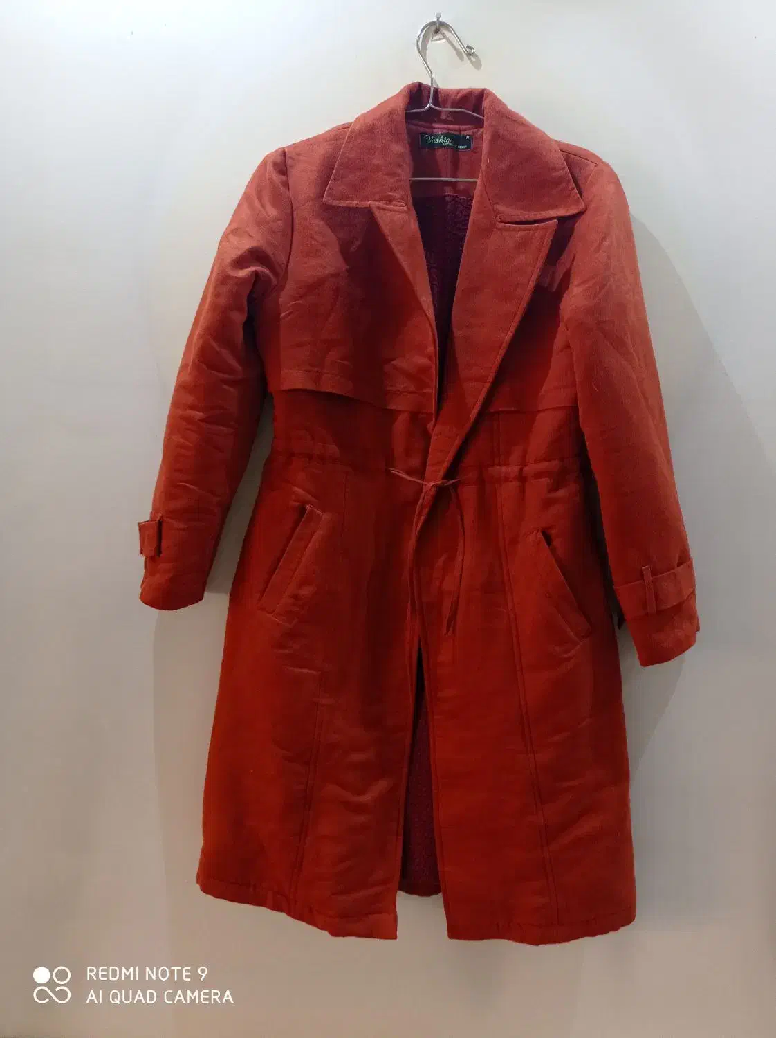 پالتو|لباس|رودهن, |دیوار