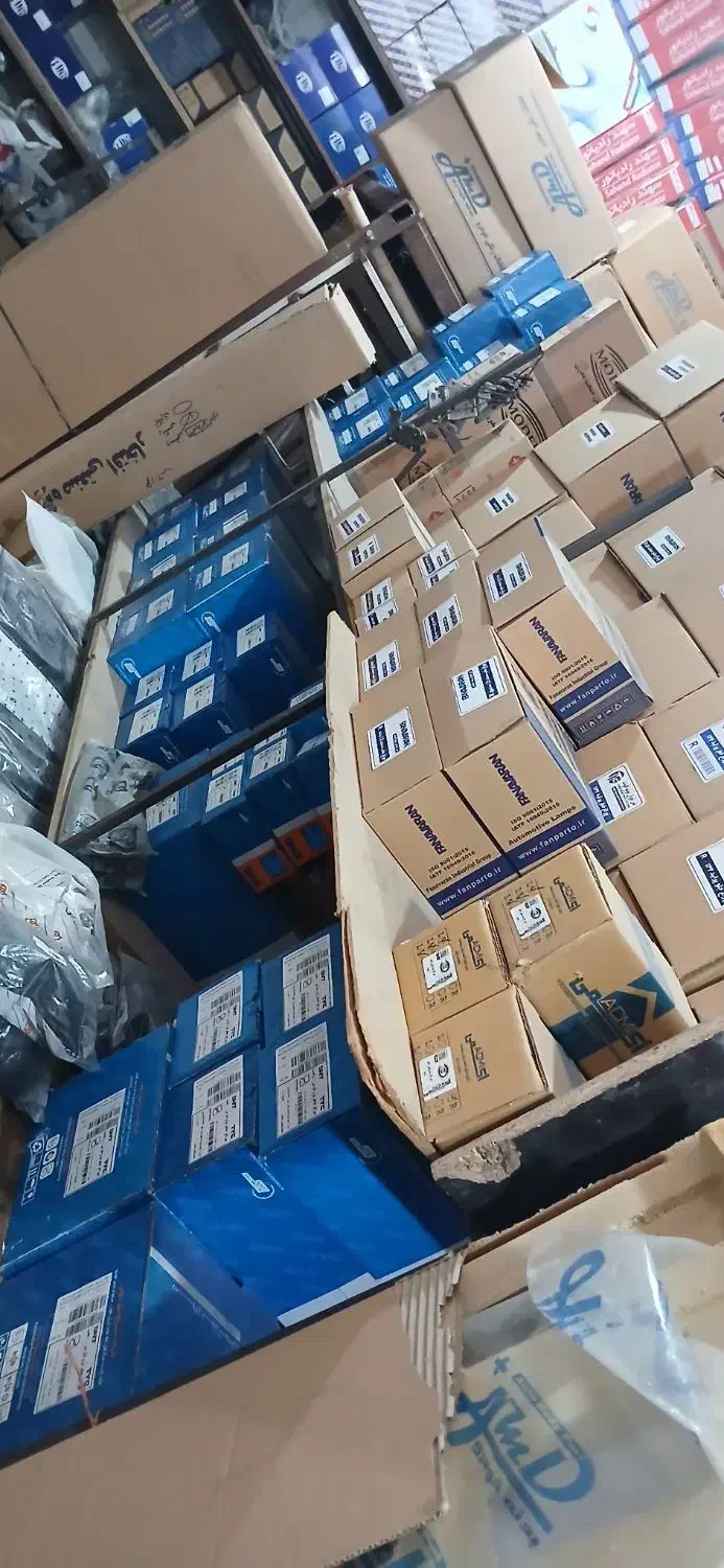 لوازم بدنه معین|قطعات یدکی و لوازم جانبی|قم, قلعه کامکار|دیوار