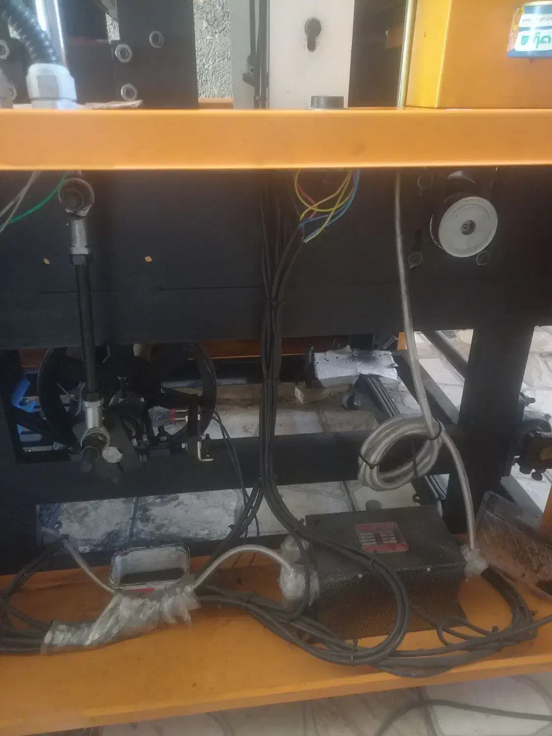 فروش یک دستگاه دوخت و برش نایلون و نایلکس|ماشین‌آلات صنعتی|شهرکرد, |دیوار