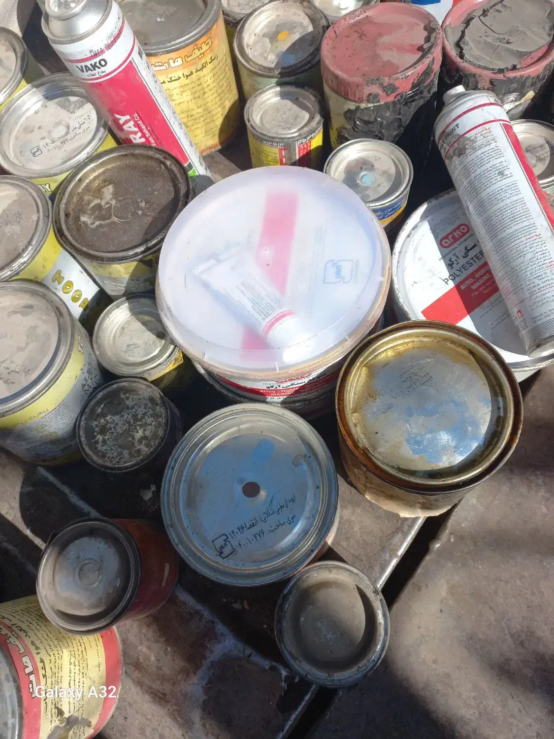 تعدادی رنگ سالم|مصالح و تجهیزات ساختمان|جهرم, |دیوار