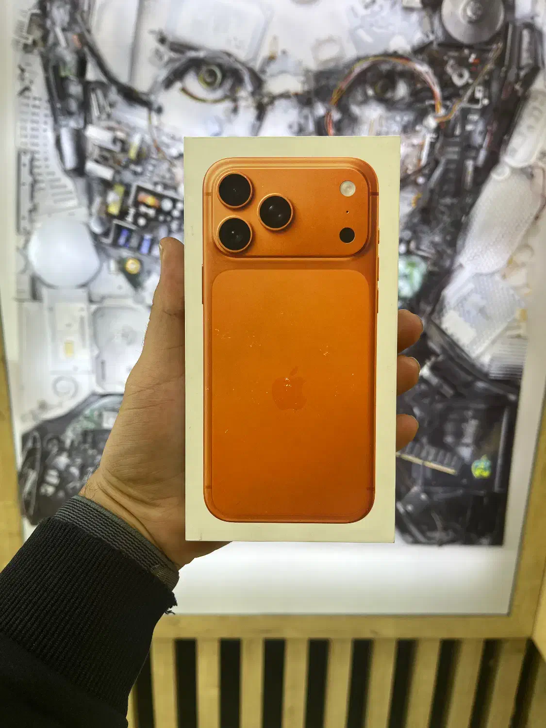 ایفون 17PROMAXرنک نارنجی پارت نامبرZAA 256گیگ|موبایل|اصفهان, شاهزید|دیوار