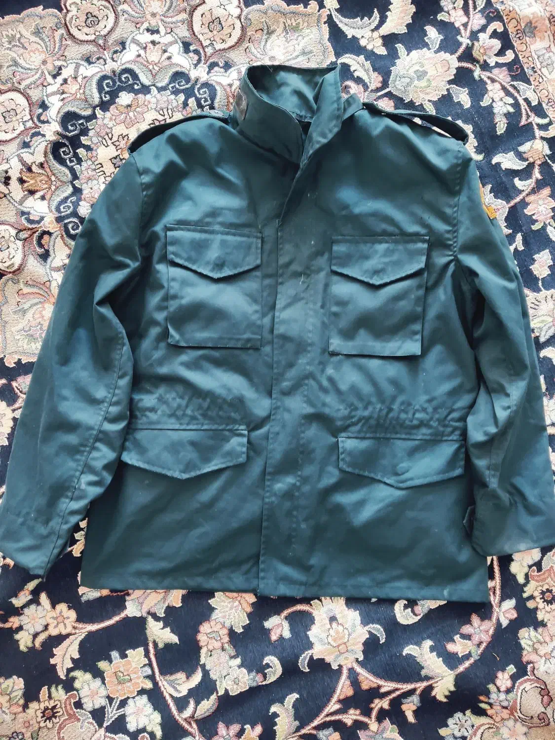 اورکت نو|لباس|شیراز, لب آب|دیوار