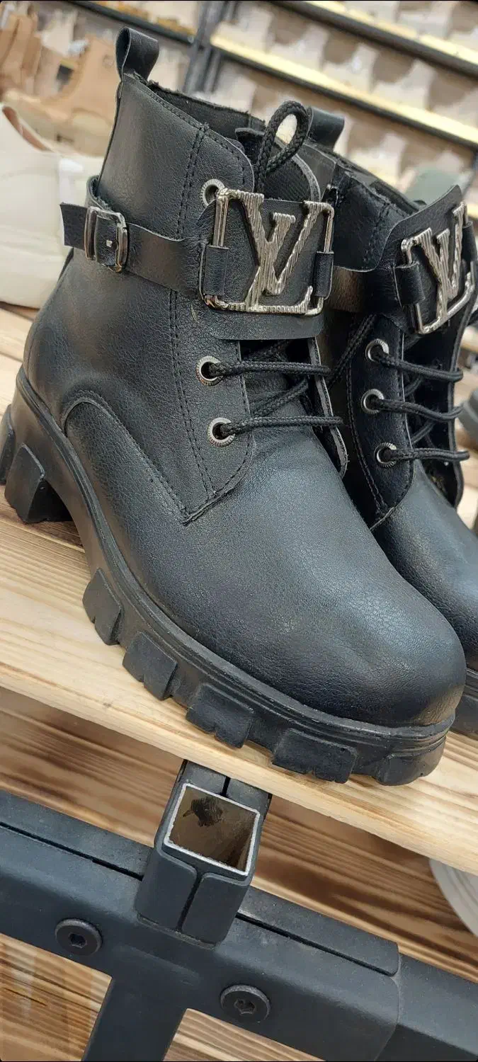 بوت ونیم بوت ۴۵۰،۶۰۰|کیف، کفش، کمربند|مشهد, کوشش|دیوار