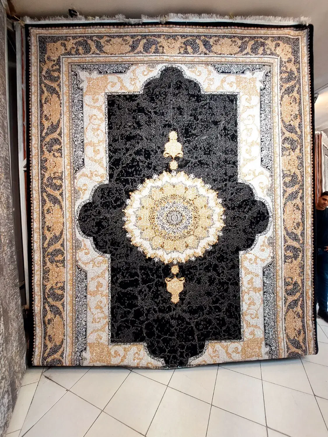 فرش ۱۲ متری اکبند پلمپ دوتا جفت باهم ۱۲ ت|فرش|مشهد, سیلو|دیوار