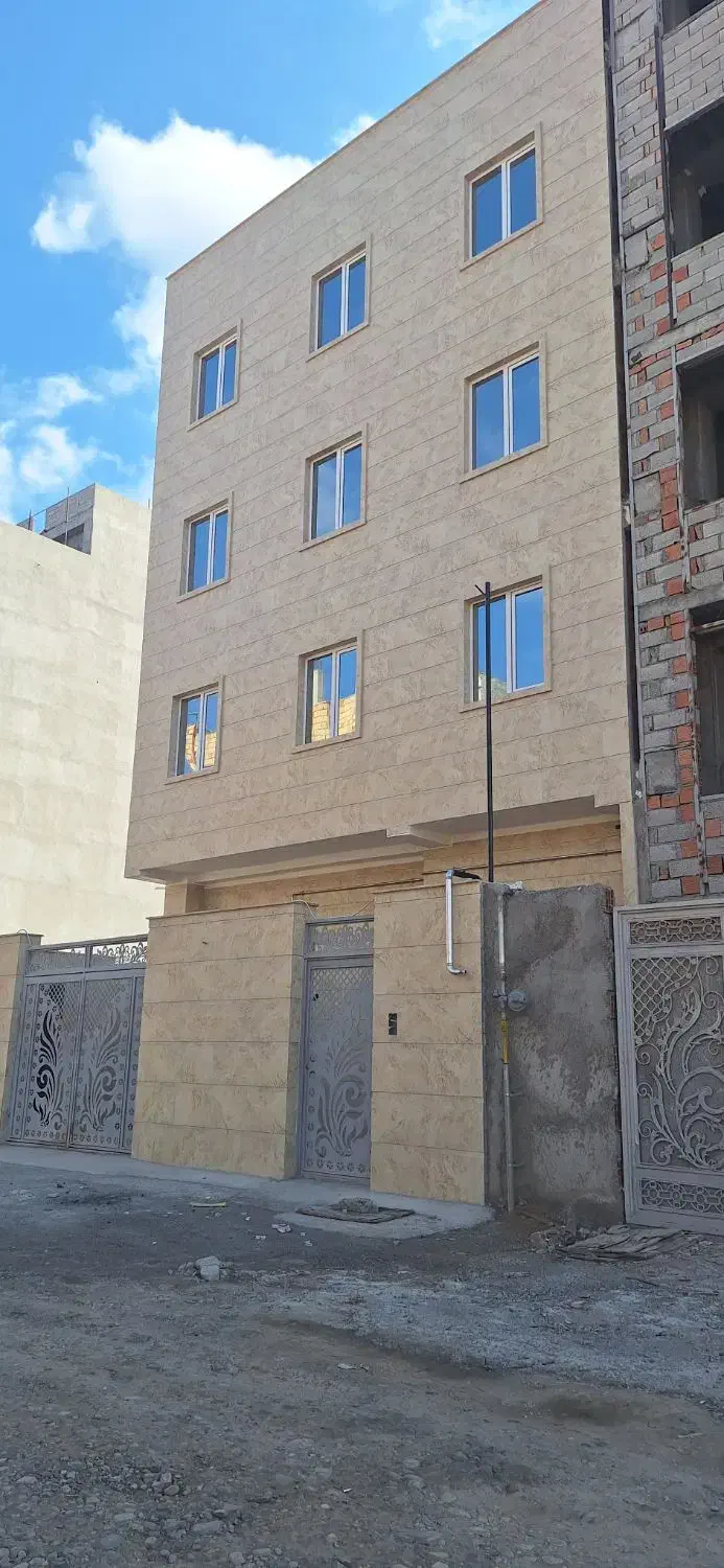 فروش ساختمان تجاری و مسکونی|فروش آپارتمان|پارسآباد, |دیوار