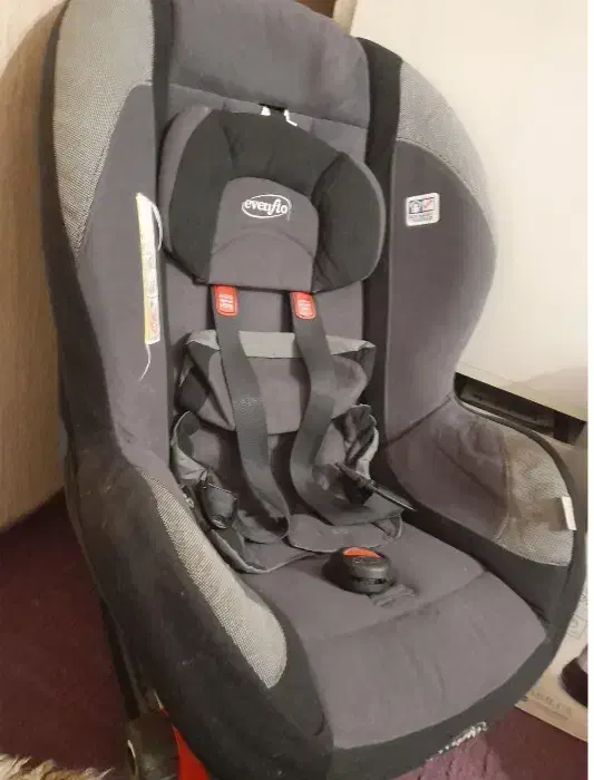 صندلی خودرو|تخت و صندلی بچه|نیشابور, فردوس شمالی|دیوار