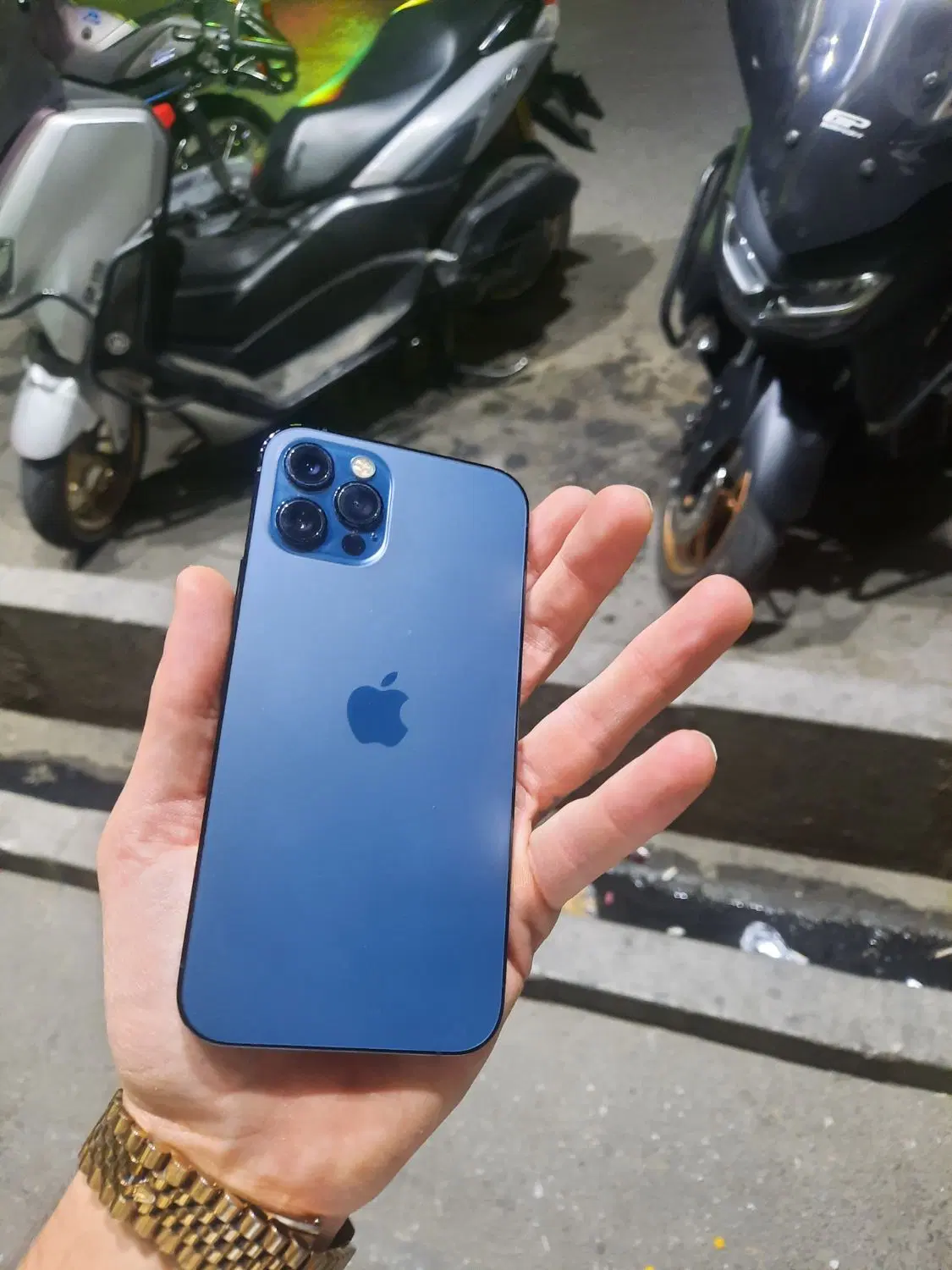 iphone 12 pro 256 zaa|موبایل|تهران, اسفندیاری|دیوار