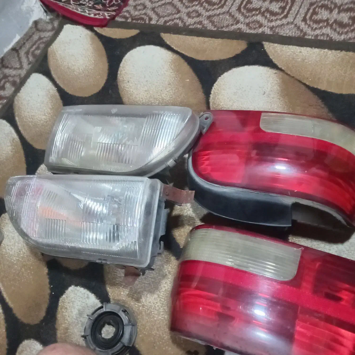 چراغ جلو و عقب پراید صبا سالم|قطعات یدکی و لوازم جانبی|رشت, رودباری|دیوار