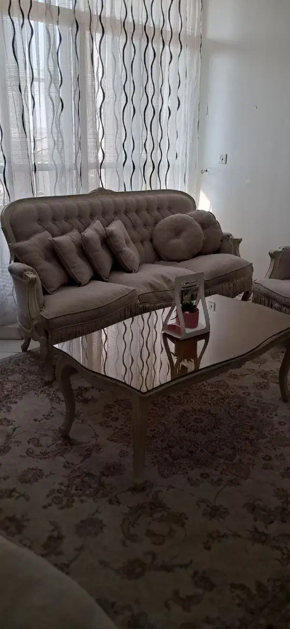 ست مبل کلاسیک مدل فرانسوی|مبلمان خانگی و میز عسلی|تهران, استخر|دیوار