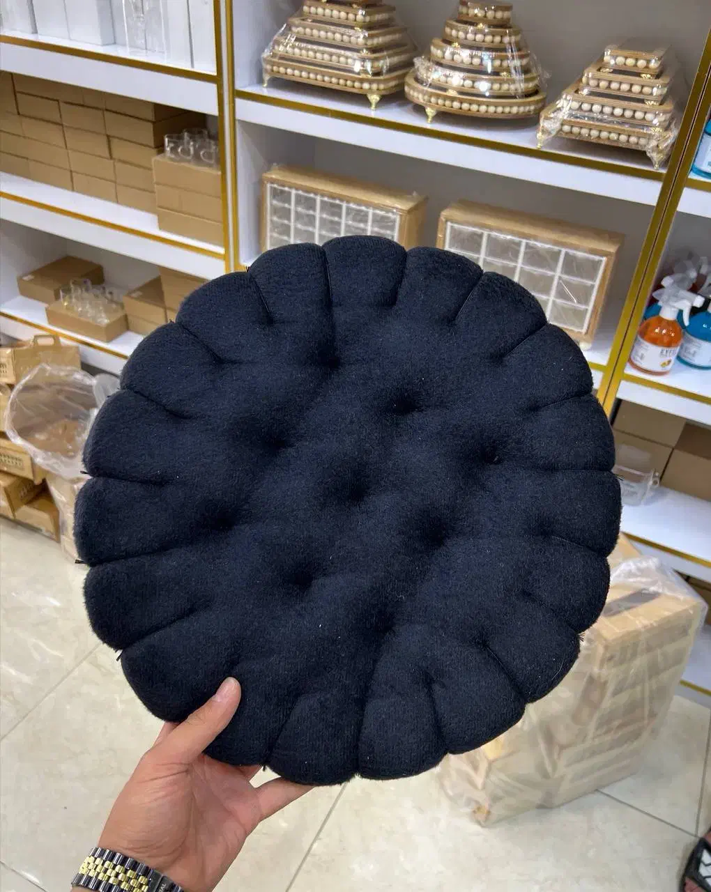 بالشتک مخمل طرح بیسکویتی چندکاربره|رختخواب، بالش، پتو|سیرجان, |دیوار