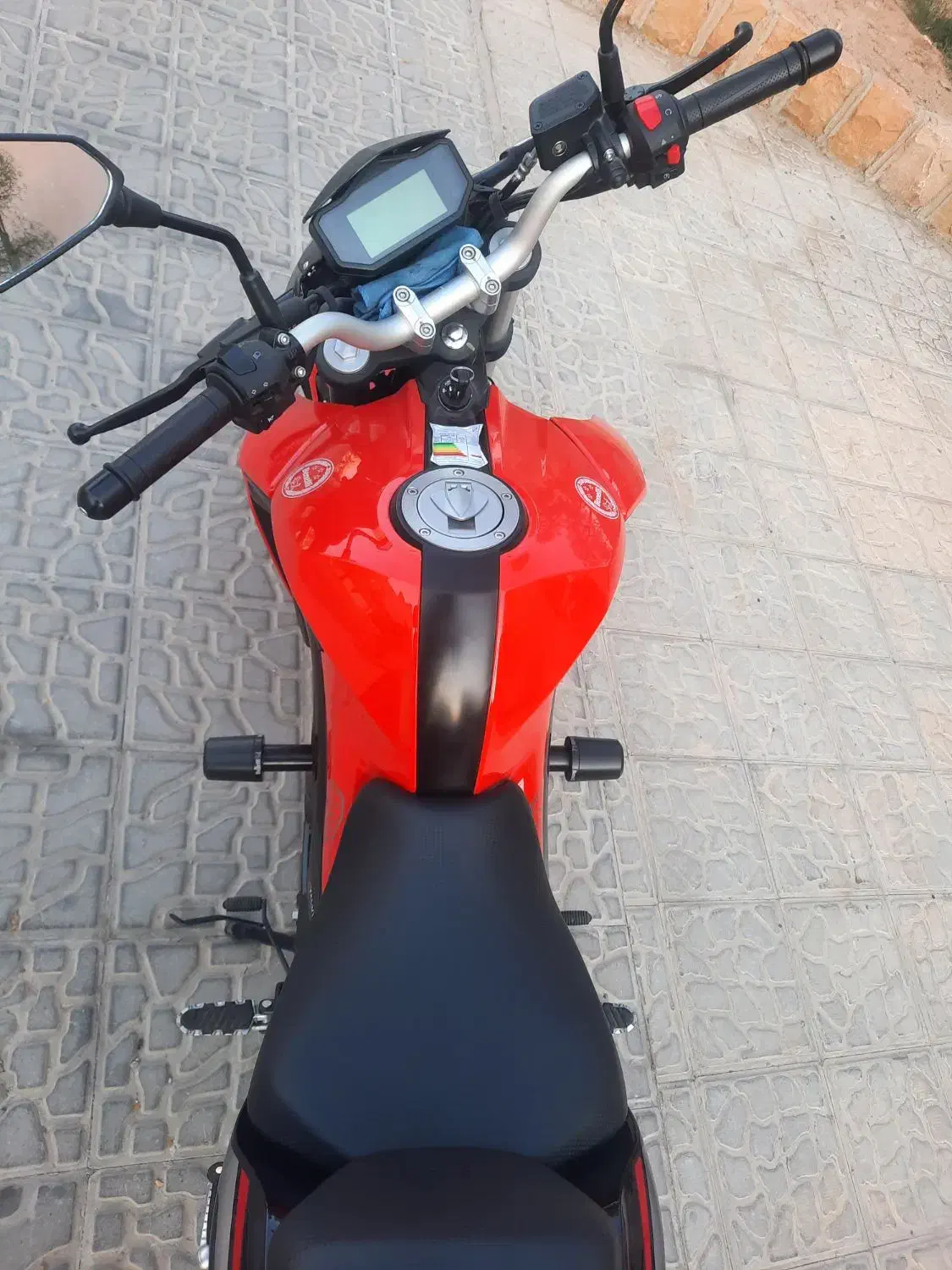 بنلی ۱۸۰s|موتورسیکلت|شیراز, نارنجستان|دیوار