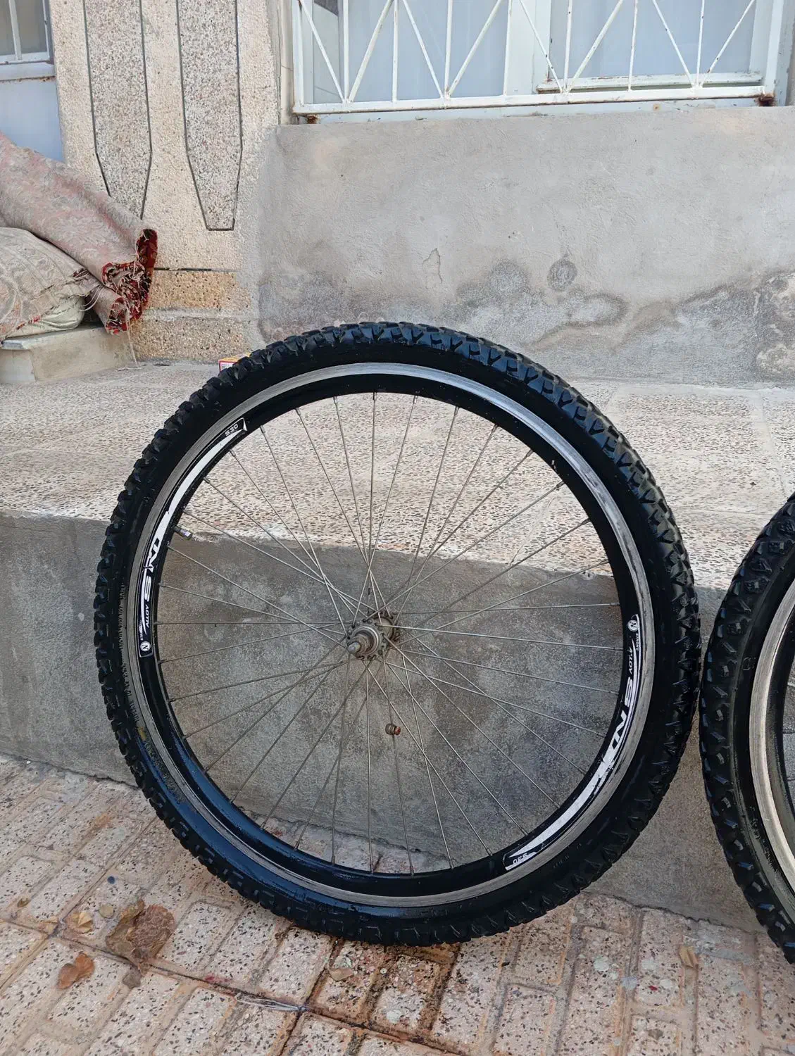 تایر جلو و عقب دوچرخه کامل|دوچرخه، اسکیت، اسکوتر|میانه, |دیوار