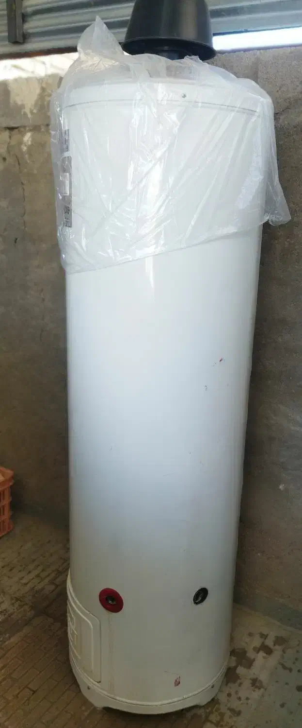 آبگرمکن .بخاطر نصب کابینت مجبور به تعویض شده|آبگرمکن، پکیج، شوفاژ|فسا, |دیوار