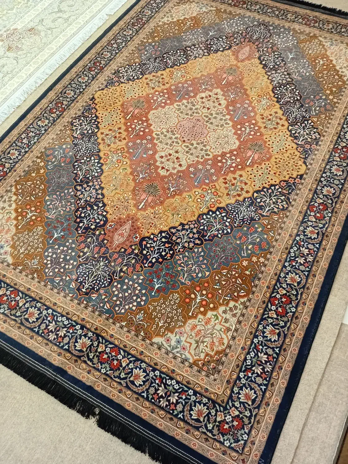 فرش۴متری شیک وخوشرنگ|فرش|آمل, |دیوار