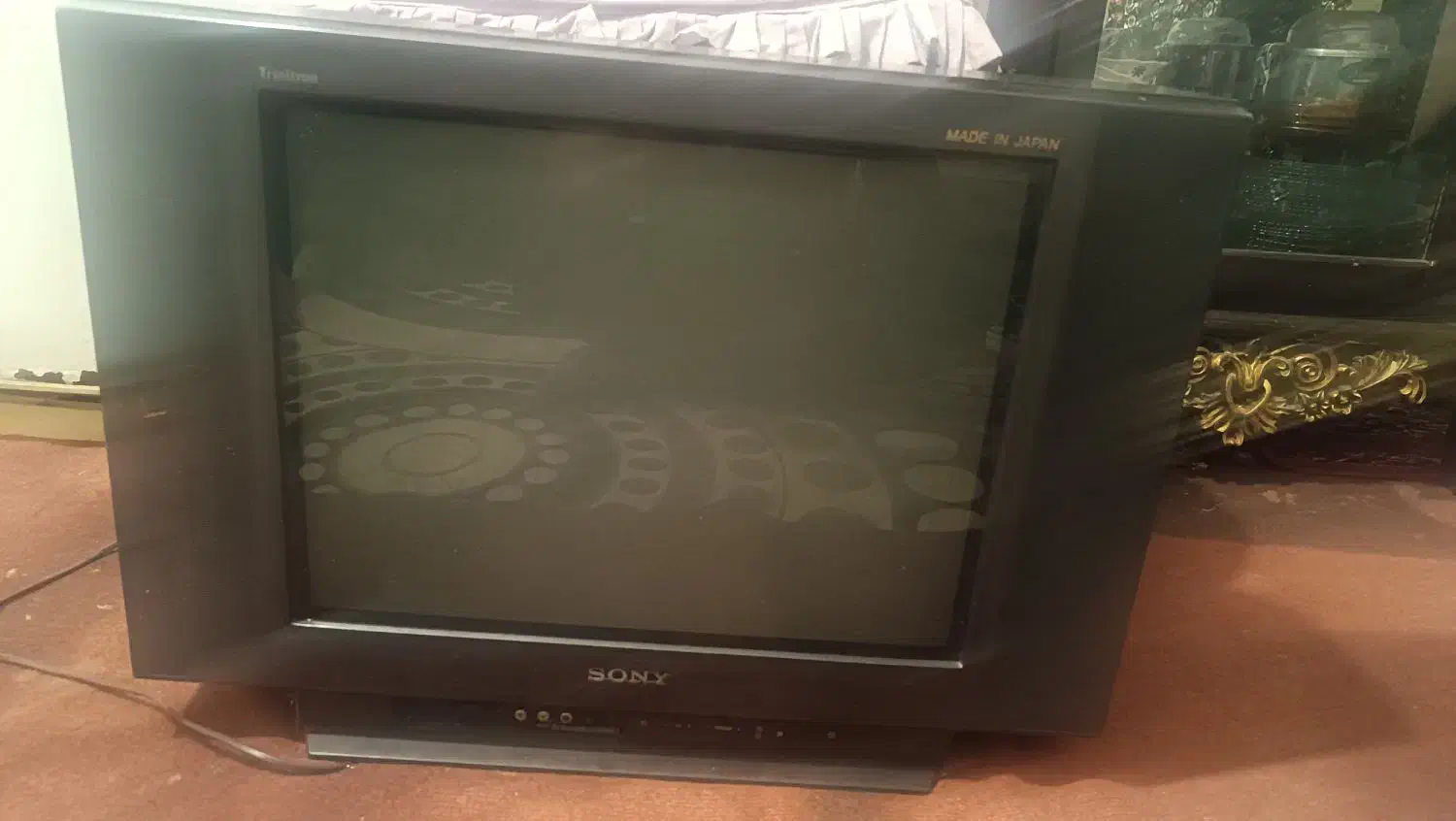 یک عدد تلویزیون قدیمی|تلویزیون و پروژکتور|کرمان, |دیوار