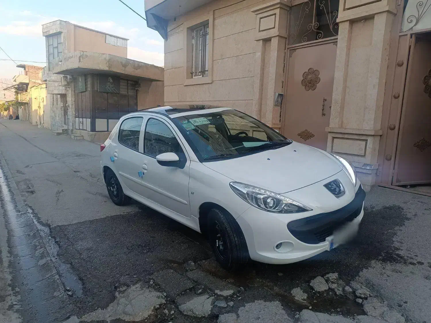 207|خودرو سواری و وانت|کرمانشاه, |دیوار
