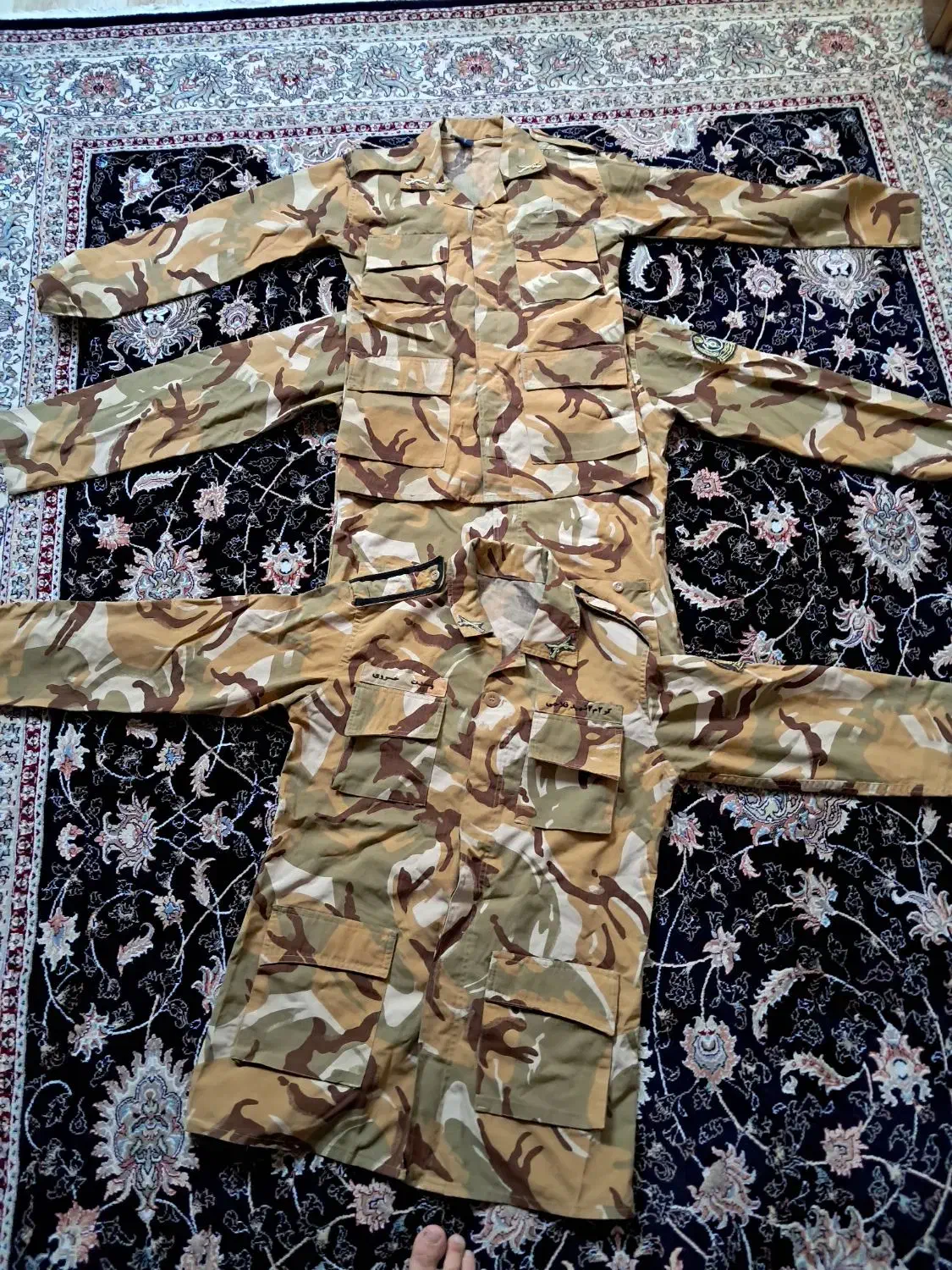 لباس سربازی|لباس|قرچک, زیبا شهر|دیوار