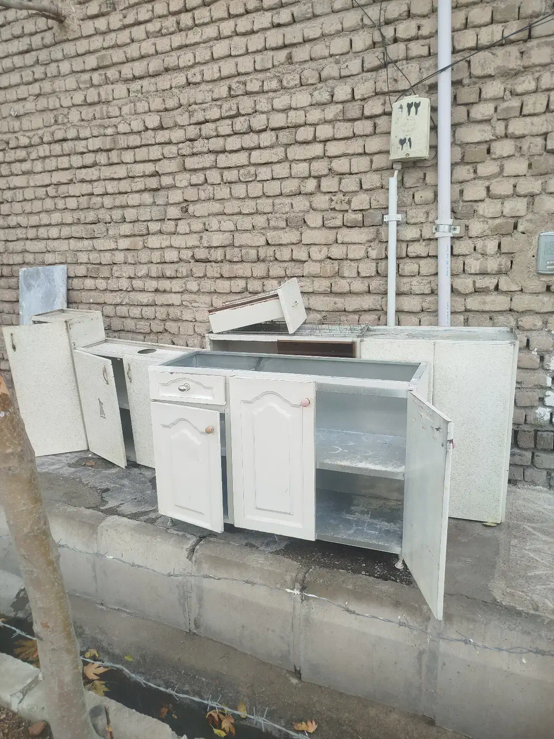 کابینت فلزی فروشی|مصالح و تجهیزات ساختمان|مشکیندشت, |دیوار