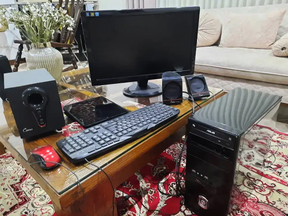 کامپیوتر و آیپد با هم|رایانه رومیزی|ایزدشهر, |دیوار