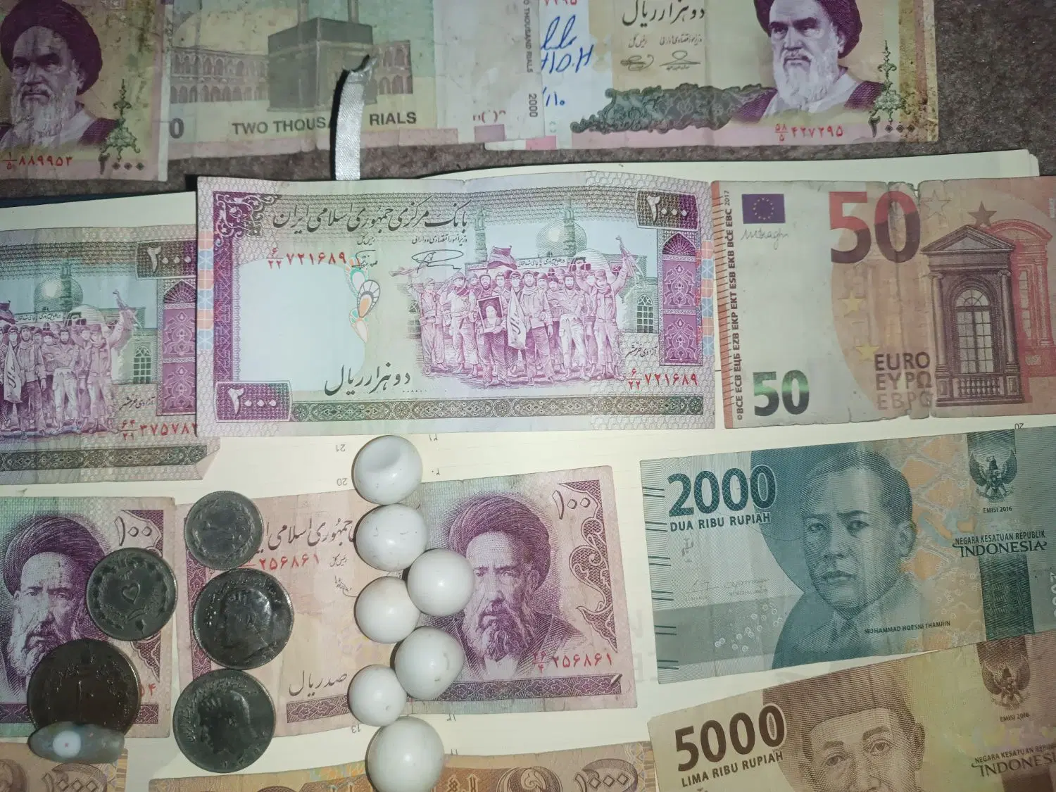 البوم|کلکسیون سکه، تمبر، اسکناس|آبیک, |دیوار