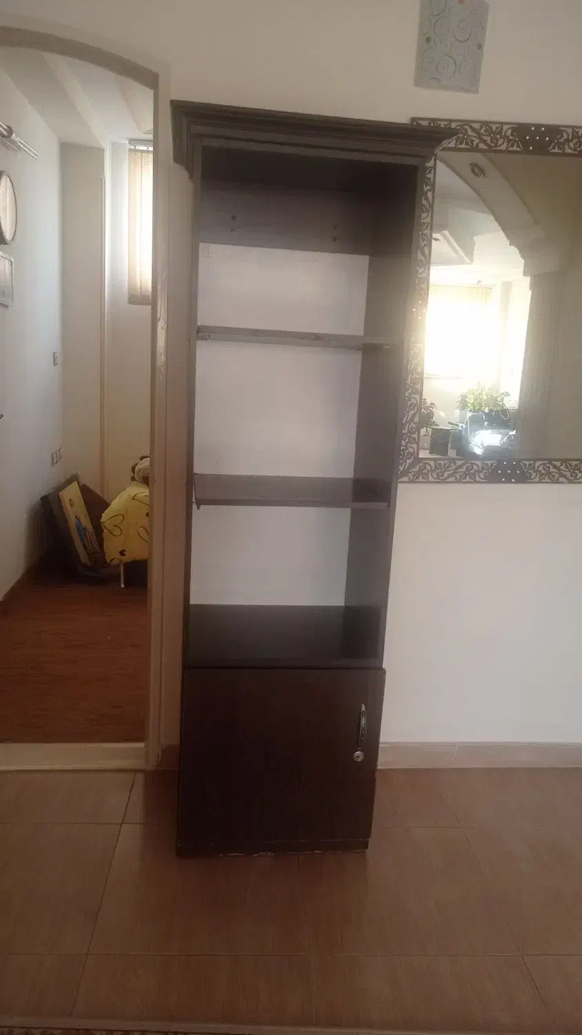 کمد . کتابخانه|کتابخانه، شلف، قفسه‌های دیواری|بجنورد, |دیوار