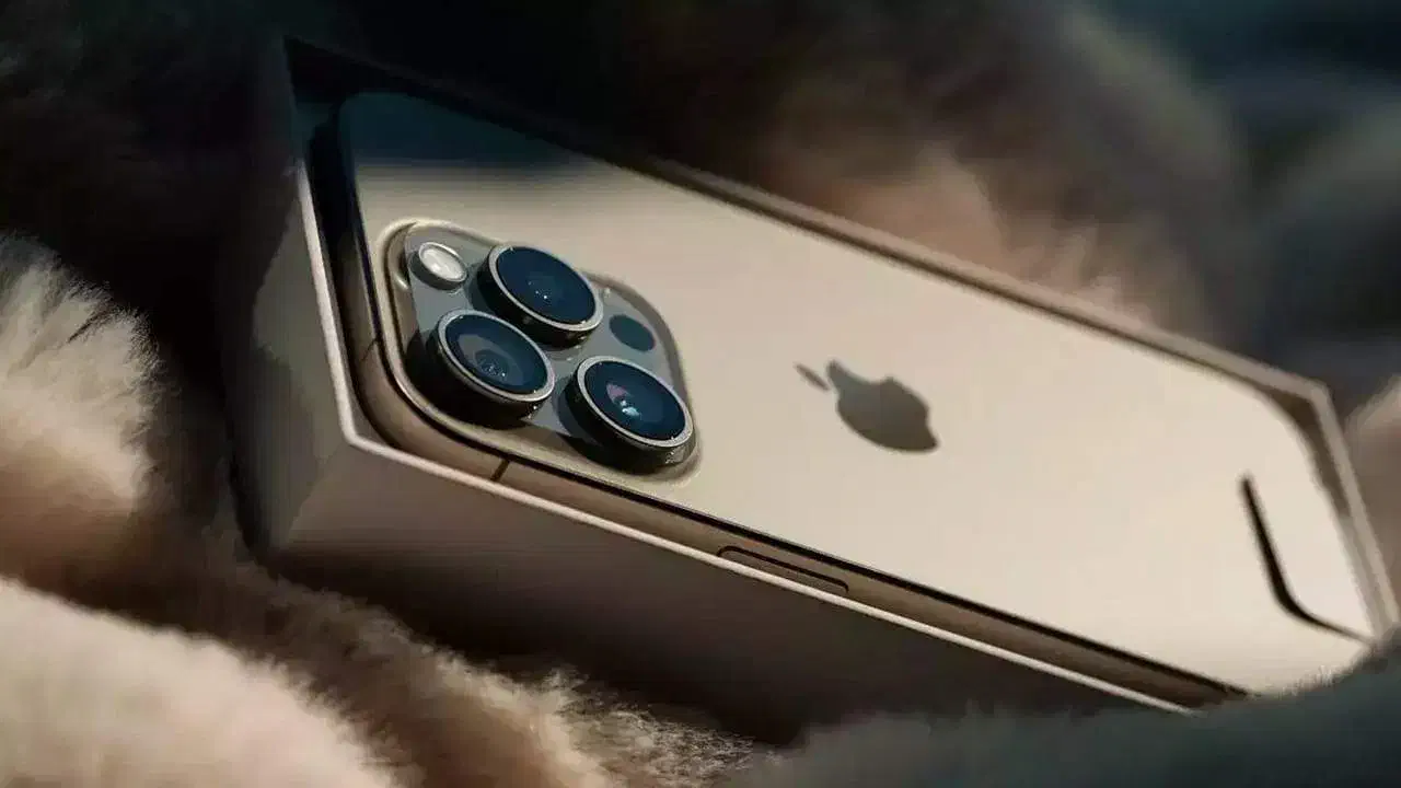 آیفون ۱۵ تا 17نرمال شرایط راحت|موبایل|فردیس, فردیس|دیوار