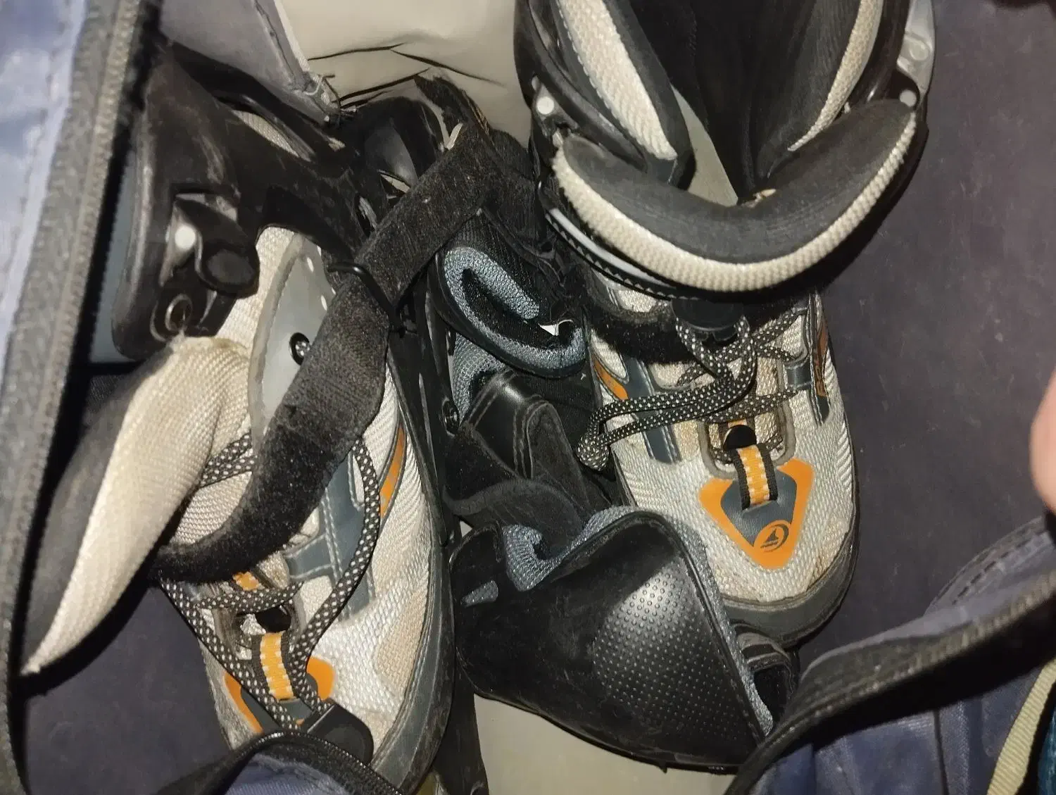 کفش اسکیت رولربلید تایلندی|دوچرخه، اسکیت، اسکوتر|جیرفت, |دیوار