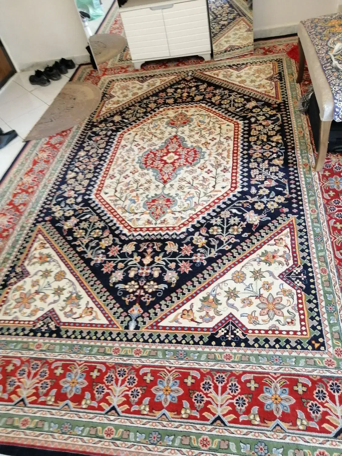 حراج فوری وزیرقیمت تعدادی وسایل|لوستر و چراغ آویز|کرج, دهقان ویلا|دیوار