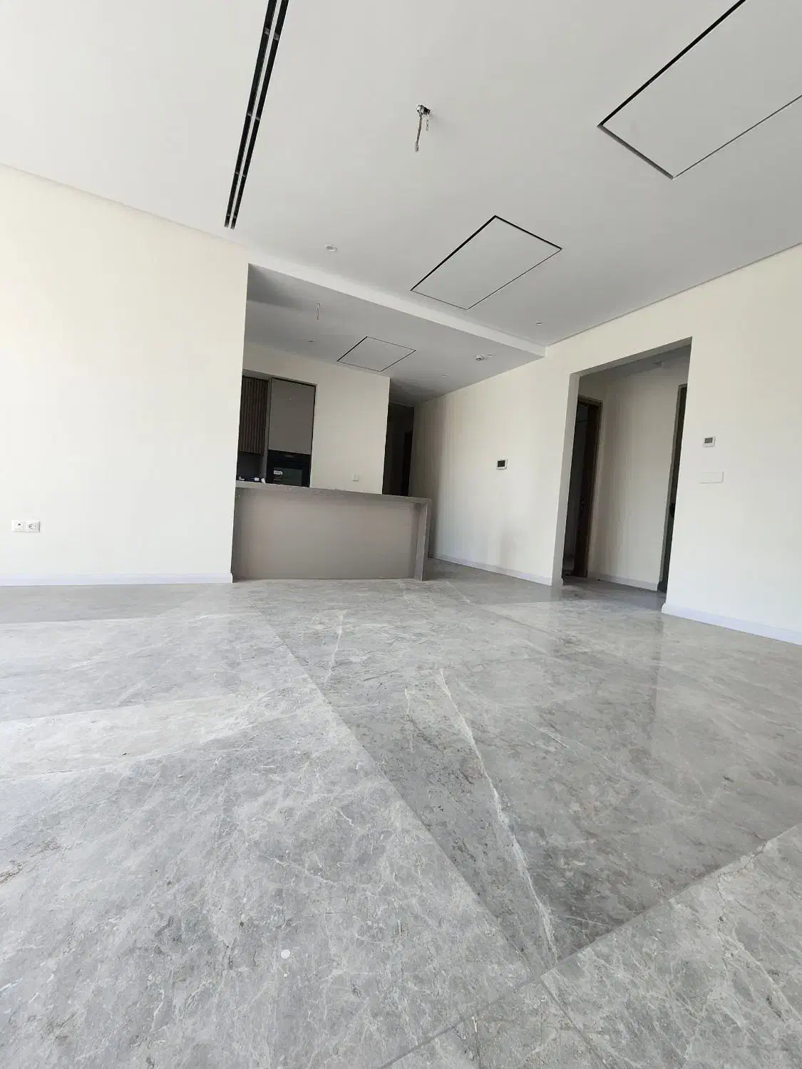 آپارتمان۱۹۰ متر ۳ خواب/ویو کوهستان/بدون مشرف