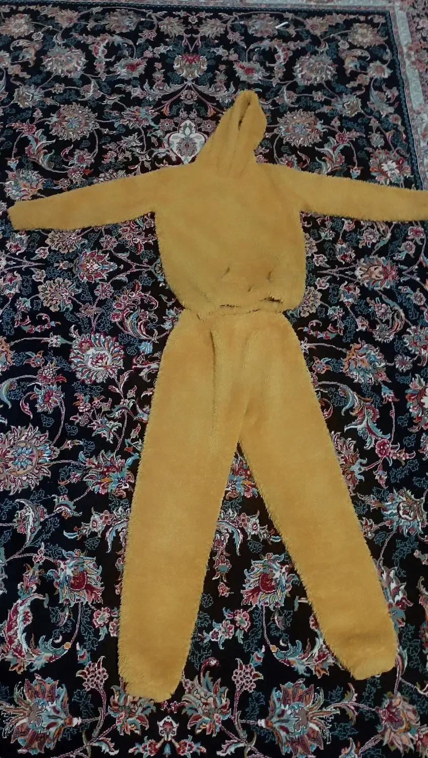 لباس زمستانی|لباس|مشکین‌دشت, |دیوار