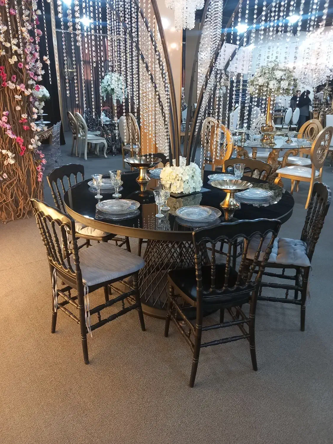 صندلی مدل تیرایا/مشکی تالار رستوران نشکن هتل|عمده‌فروشی|سراب, |دیوار